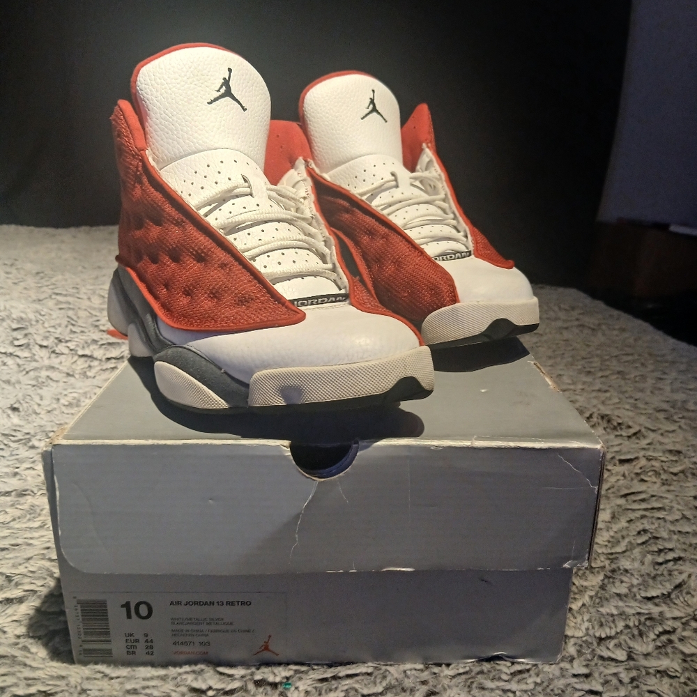 Nike Red and White Sneakers 10m